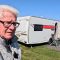 Peer Neslein besøger Gudhjem Camping på Bornholm (Reklame)