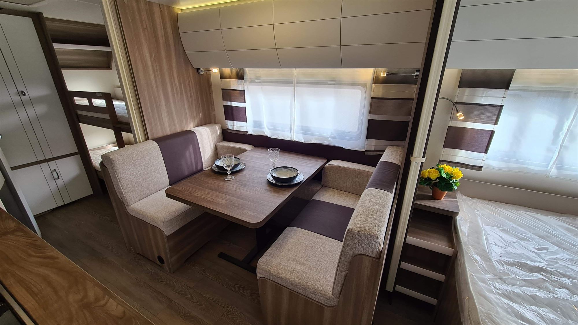 
								Hobby Excellent Edition 545 KMF full									